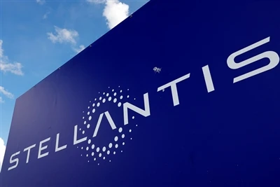 شركة CATL تزود شركة Stellantis ببطاريات ليثيوم فوسفات الحديد في أوروبا
