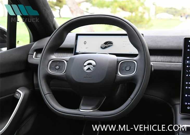 NIO EC7