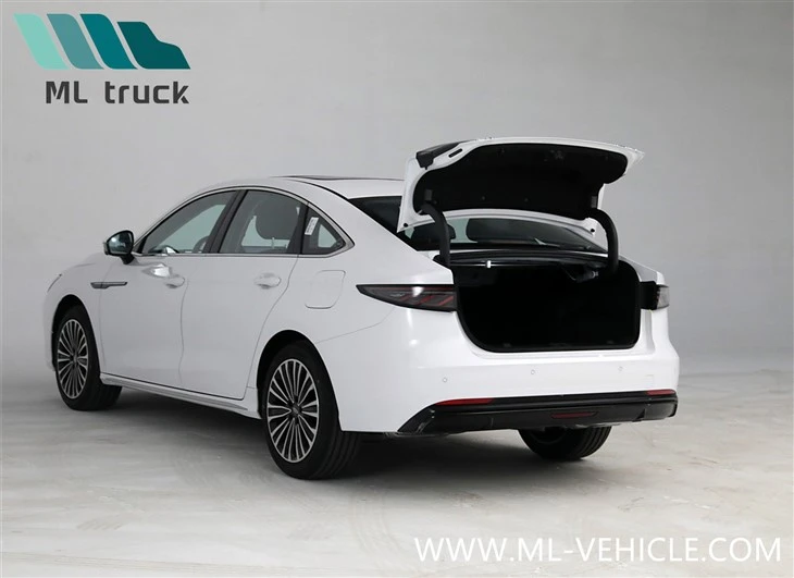 2025 Chery Fulwin A8L PHEV Sedan