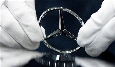 تصدر شركة Mercedes-Benz ثلاثة إشعارات استدعاء في يوم واحد وسط التحديات المتزا...